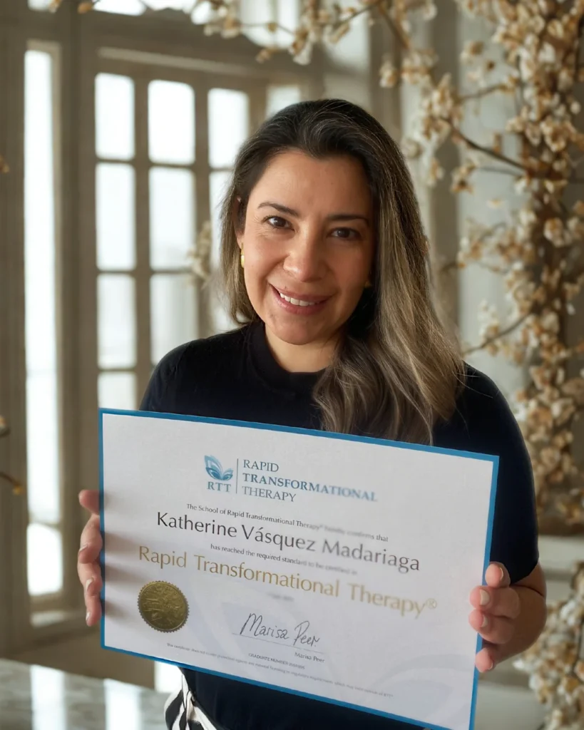Terapeuta certificada en terapia transformacional rápida